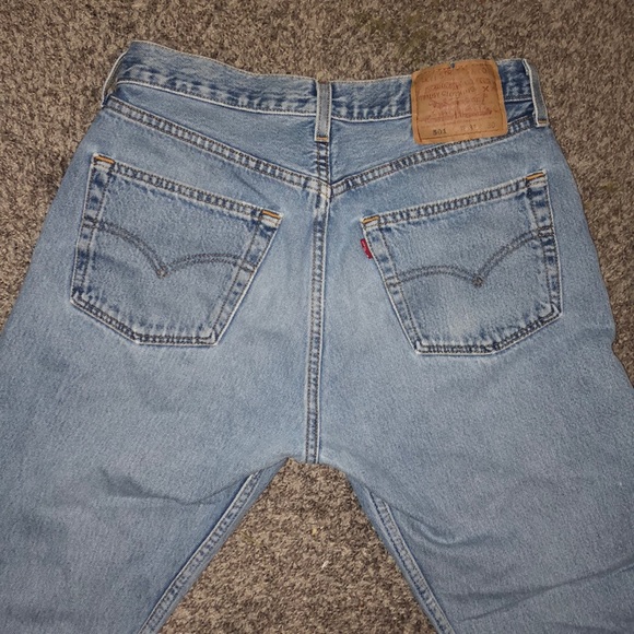 Levi denim jean - Picture 2 of 3